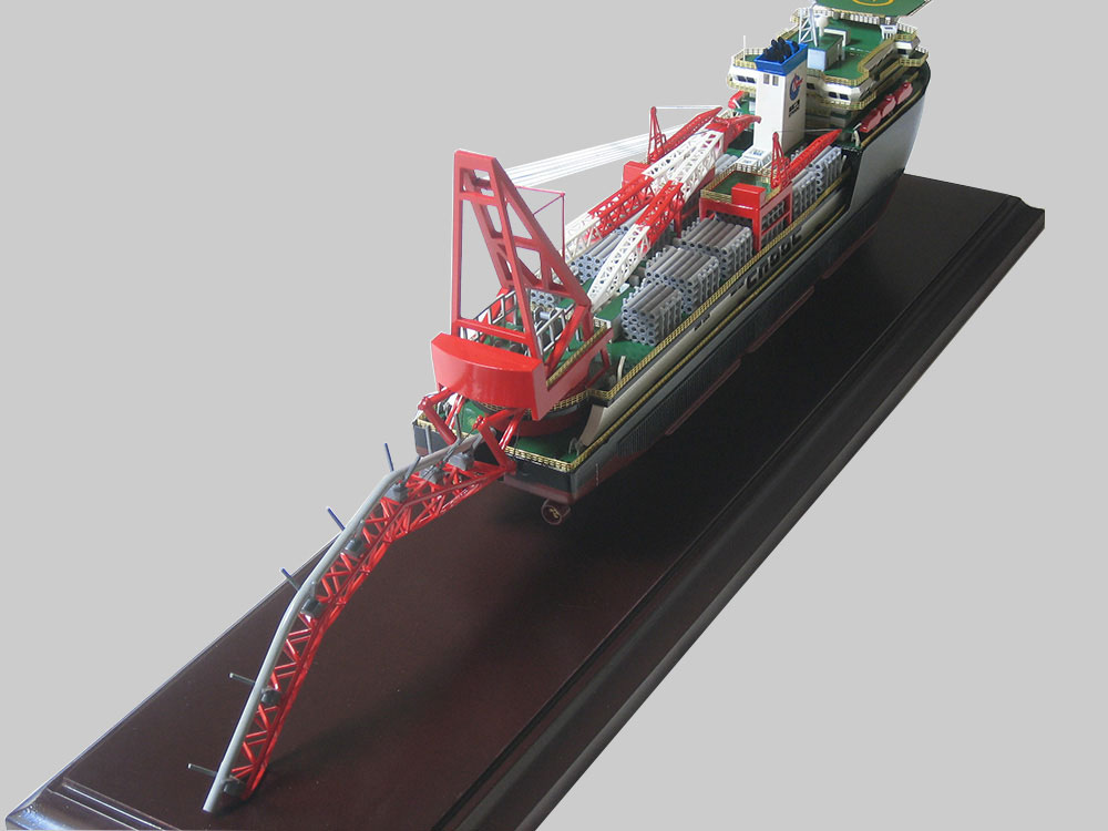 铺管船模型